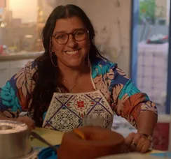 Regina Casé volta a viver Dona Lurdes no cinema: 'Estava com saudade'