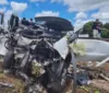 Duas pessoas morrem e 3 ficam feridas em batida entre caminhonetes