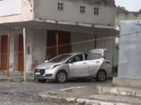 Rua é interditada após suspeita de bomba em carro na Bahia