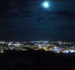 Queda de meteoro provoca clarão no céu da BA; especialista explica