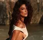 
                  Juliana Paes abre álbum sensual e famosas reagem: 'Absurdo de linda'