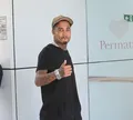 Gato Preto visita Bia Miranda após negar paternidade do bebê