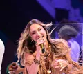 MP recebe denúncia contra Claudia Leitte após polêmica com música