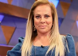 SBT toma decisão sobre reestreia de Christina Rocha na programação