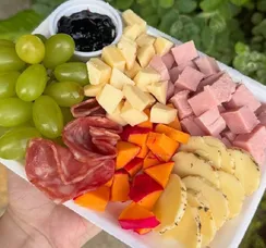 Cinco locais para aproveitar promoções semanais em Salvador