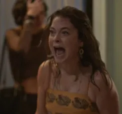 Dona de Mim: personagem surta e casal termina após denúncia grave