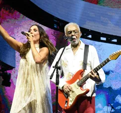 Ivete Sangalo se declara para Gilberto Gil após show em Salvador