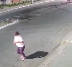 Mulher tem perna amputada após ser atropelada no interior da Bahia