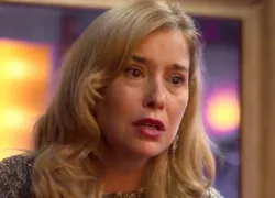 Garota do Momento: Ligia tem segredo revelado para Beto e toma atitude