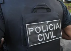 Homem é preso após danificar carro com bomba junina na Bahia