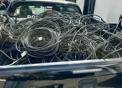 Polícia recupera 2 mil metros de fios elétricos furtados de prefeitura