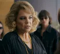 Quem Ama Cuida: Pilar arma barraco após atitude suspeita de Adriana