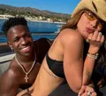 Virginia manda recado após foto com Vini Jr vazar: 'Para sempre'