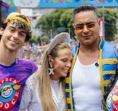 Carla Perez desabafa após despedida de bloco e polêmica com racismo