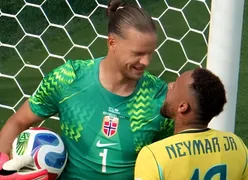 Copa do Mundo: leitura labial revela fala de Neymar para goleiro
