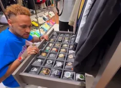 Neymar leva coleção milionária de relógios para a Copa do Mundo; veja