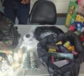 PM apreende drogas e roupas camufladas durante operação em Salvador