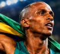 Piu bate recordes e escreve seu nome na história do atletismo