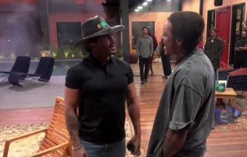 Resumo A Fazenda 18: Alfredo e Murilo brigam, Fran e Ana batem boca e nova Prova de Fogo