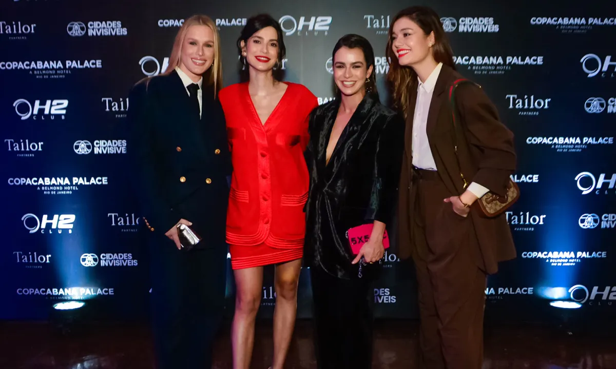 Thaila Ayala, Fiorella Mattheis, Sophie Charlotte, Jade S