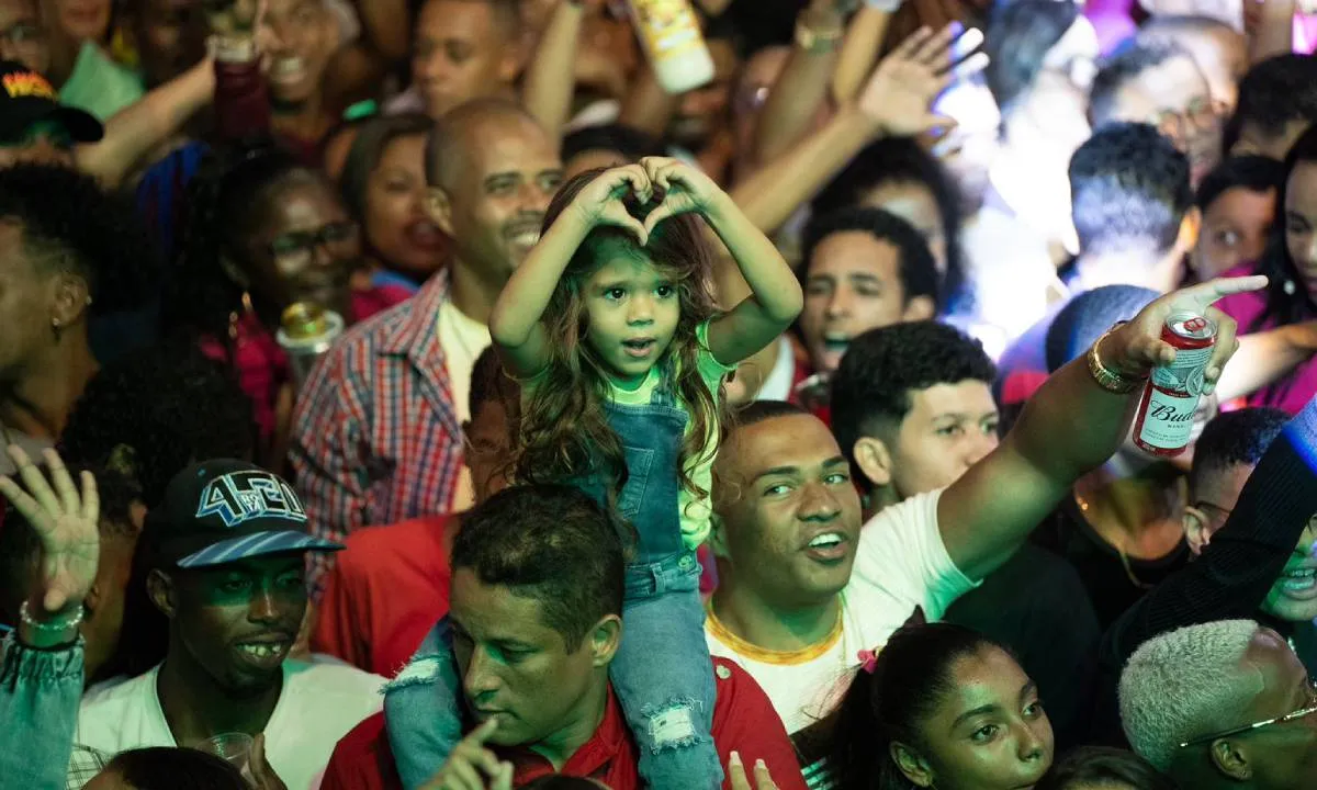 João Gomes faz show inédito em São Sebastião do Passé; confira