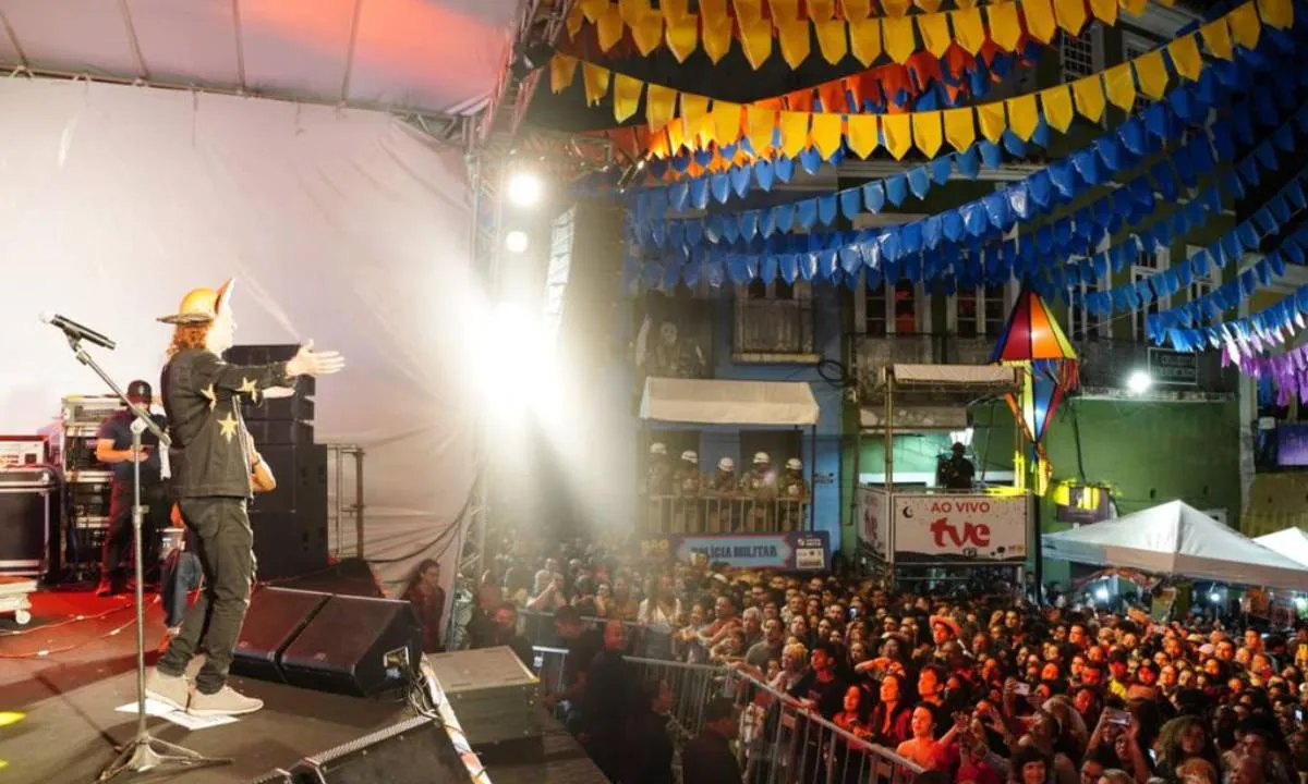 São João: veja 1º dia dos festejos nos Largos do Pelourinho