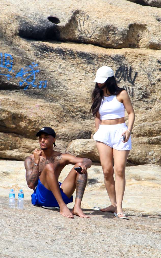 Jogador do Chelsea que namorou Mel Maia é flagrado com nova namorada