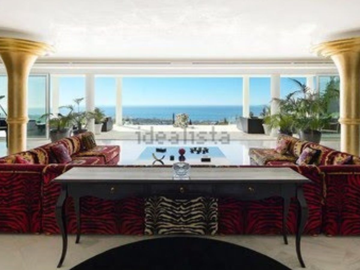 Virginia aluga mansão vizinha à de Vini Jr. na Espanha e valor choca