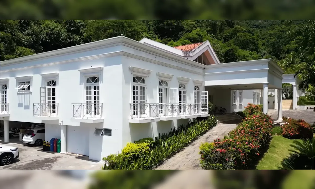 Como é a mansão de Renato Aragão, o Didi, que teve penhora ordenada pela Justiça por dívida astronômica de IPTU