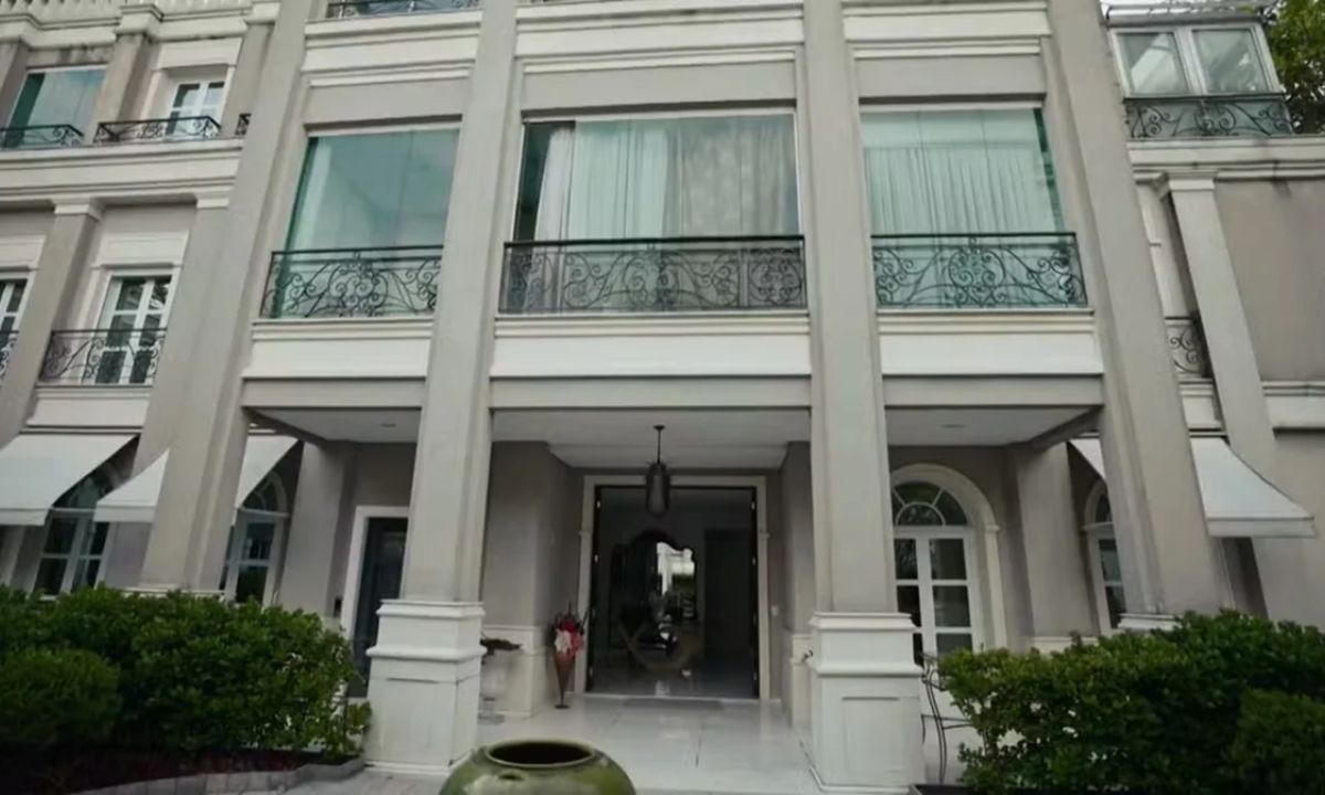 Justiça toma decisão sobre mansão de Anita Harley; imóvel de R$ 50 milhões tem mais de 90 cômodos