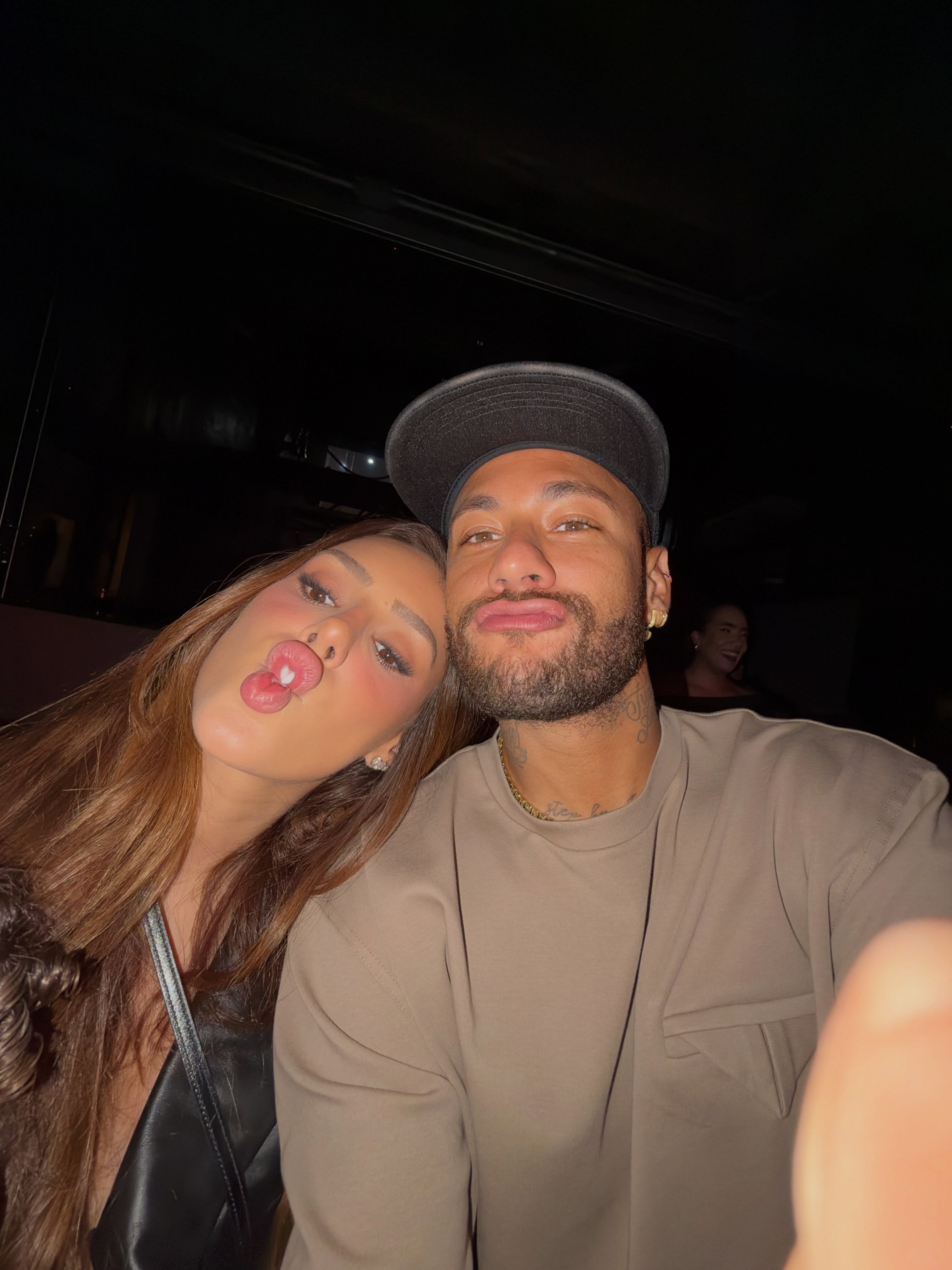 Neymar mostra bastidores do show do BTS em SP