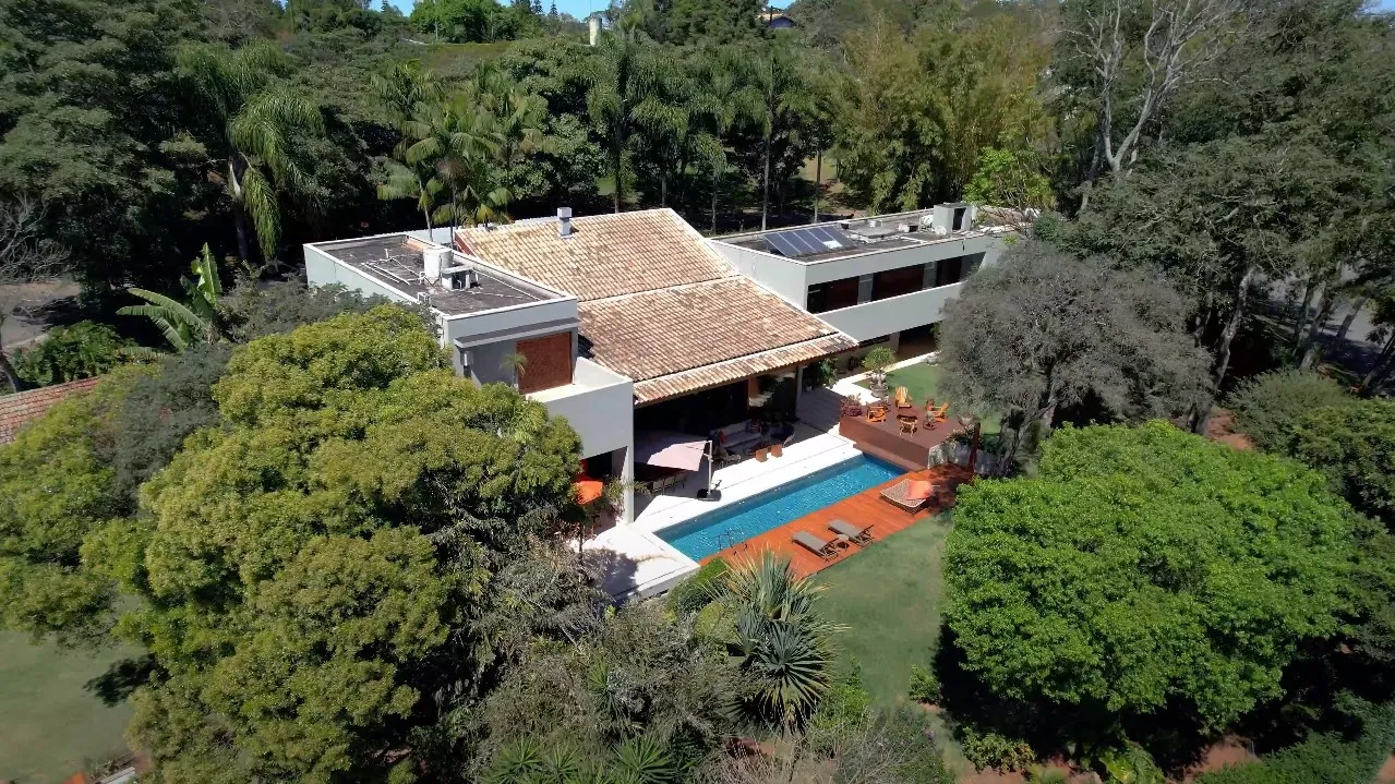 Viih Tube não consegue vender cobertura de luxo com piscina, sauna e cinema e dá desconto milionário