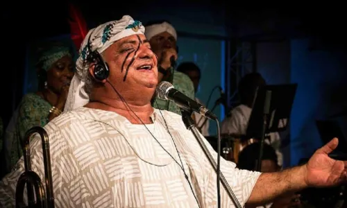 
				
					Dono do clássico 'É D'Oxum', Gerônimo celebra 70 anos com show na Casa Rosa: 'Fazendo história para que alguém possa contá-la'
				
				