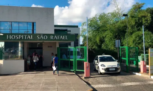 
				
					Falta de água afeta atendimento em hospital de Salvador
				
				