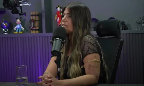 
				
					Raquel Pacheco exibe hematoma após denunciar ex por agressão
				
				