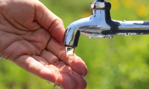 
				
					Abastecimento de água volta em 90% das áreas afetadas, diz Embasa
				
				