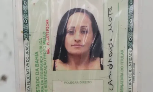 
				
					Mulher é morta esfaqueada por companheiro em Salvador
				
				