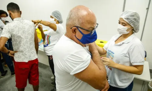 
				
					Covid-19: veja postos de vacinação desta quarta em Salvador
				
				