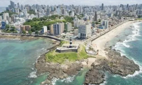 
				
					Prefeitura de Salvador oferece estágio para ensino superior
				
				