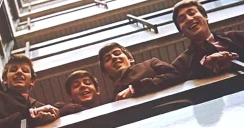 
				
					'Please Please Me': os 60 anos do primeiro álbum dos Beatles
				
				