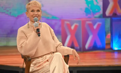 
				
					Xuxa admite que pisou de propósito no pé de criança na Globo
				
				