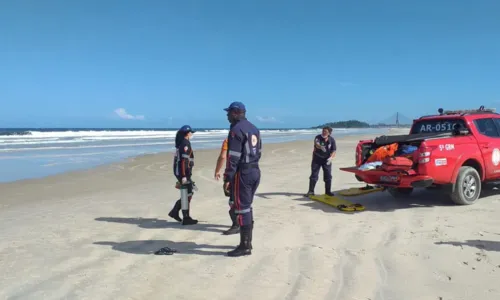 
				
					Adolescente é procurado por bombeiros após se afogar em Ilhéus
				
				