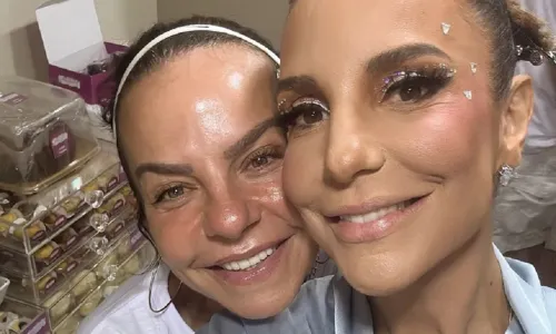 
				
					Irmã de Ivete Sangalo impressiona com antes e depois da bariátrica
				
				