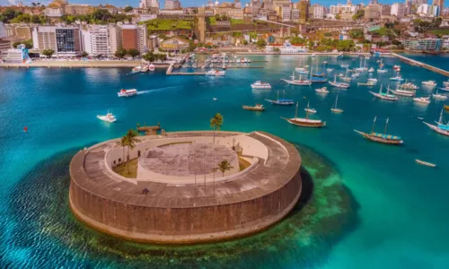 
				
					Elevador panorâmico? Veja pontos turísticos já confundidos em SSA
				
				