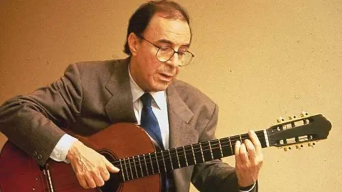 
				
					Obra de João Gilberto ganha registro inédito ao vivo
				
				