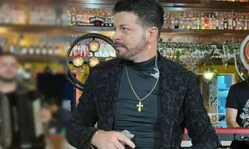 
				
					Cantor sertanejo morre atropelado em rodovia de São Paulo
				
				