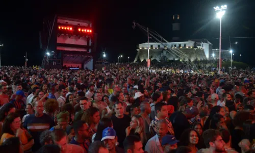 
				
					Nova geração da música celebra espaço no palco com Luedji Luna
				
				