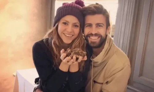 
				
					Shakira teria recebido 'aviso de despejo' de pai de Piqué
				
				