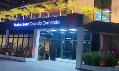 
		Teatro Sesc Casa do Comércio reabre em Salvador com bênçãos de Brown