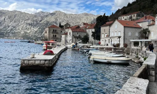 
				
					Conheça Montenegro, um pequeno belo país da Europa
				
				